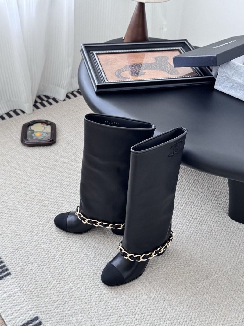 Ch**el boots